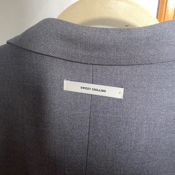 Sweet chilling grey blazer - Picture 3 of 4